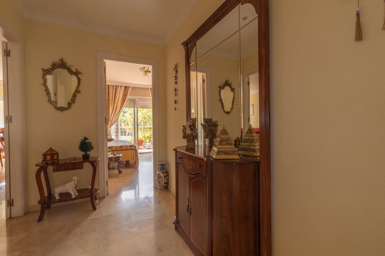 3 soveværelse Lejlighed til salg i Estepona - € 550.000 (Ref: 10100760)