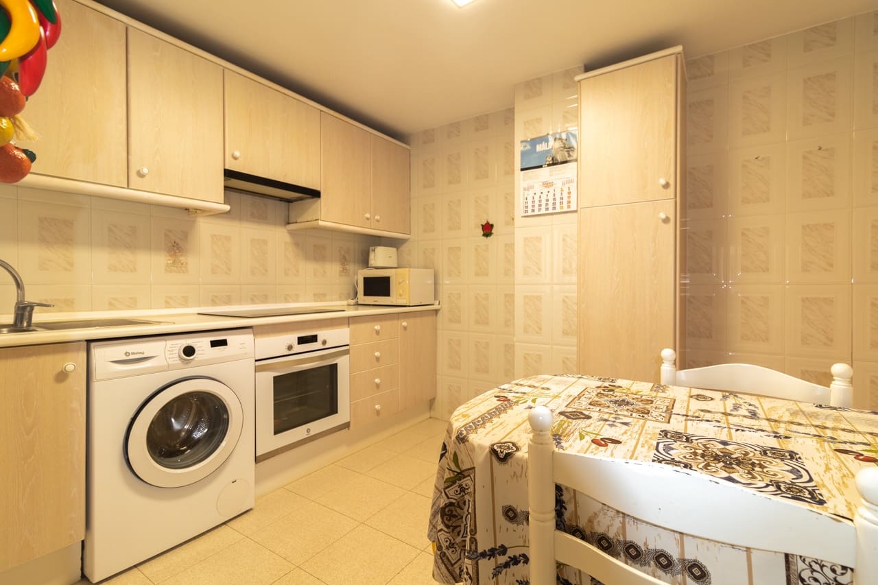 3 soveværelse Lejlighed til salg i Estepona - € 550.000 (Ref: 10100760)