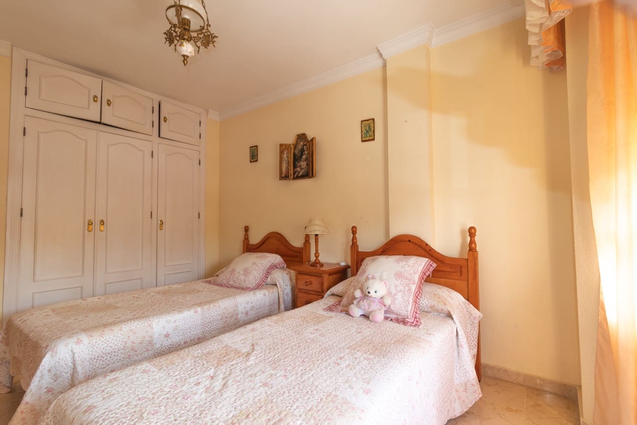 3 soveværelse Lejlighed til salg i Estepona - € 550.000 (Ref: 10100760)