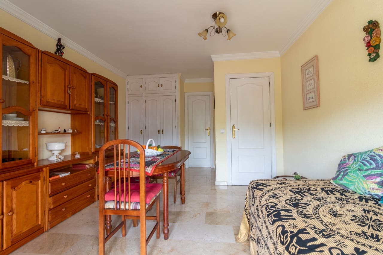 3 soveværelse Lejlighed til salg i Estepona - € 550.000 (Ref: 10100760)