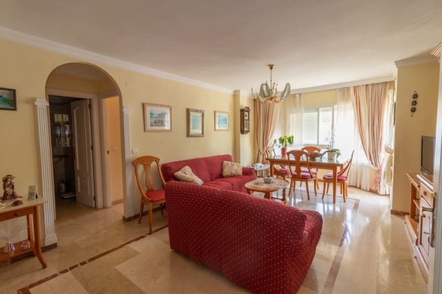 3 soveværelse Lejlighed til salg i Centro, Estepona - € 550.000 (Ref: 10100760)