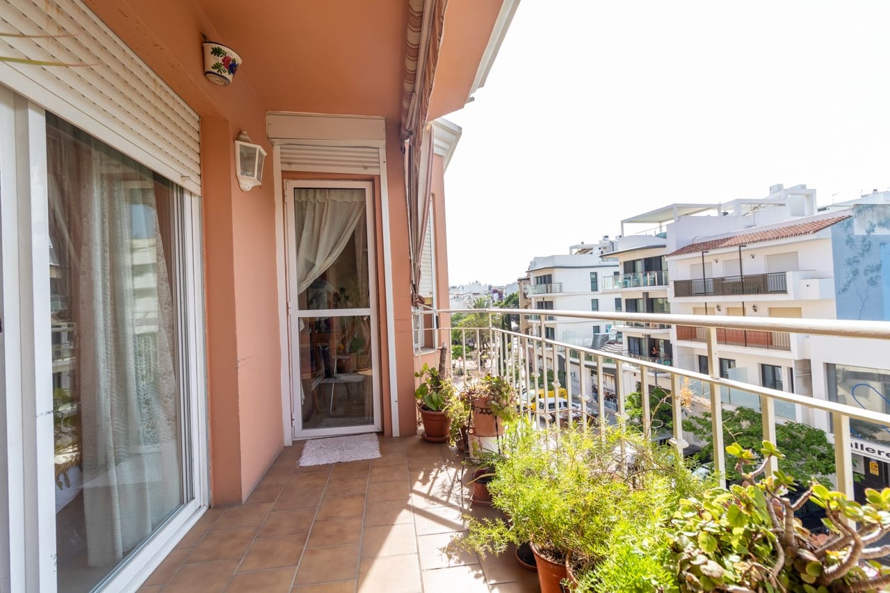 3 soveværelse Lejlighed til salg i Estepona - € 550.000 (Ref: 10100760)