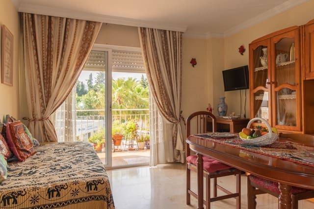 3 soveværelse Lejlighed til salg i Centro, Estepona - € 550.000 (Ref: 10100760)