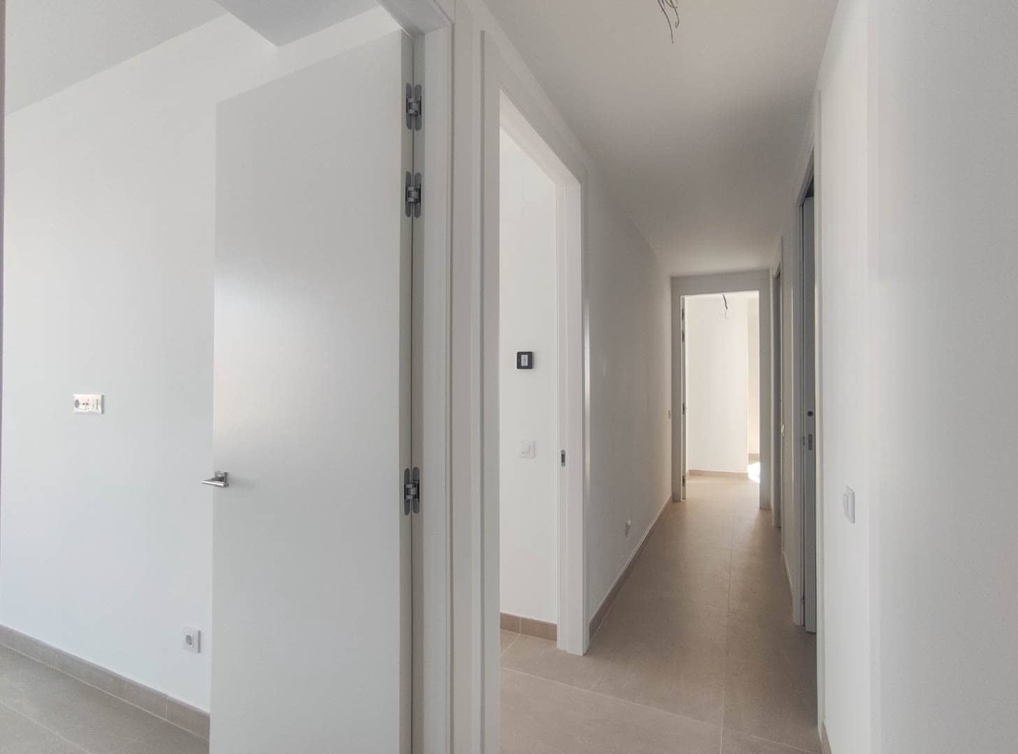 3 bedroom Penthouse for sale in Estepona with pool garage - € 1,100,000 (Ref: 6833664)