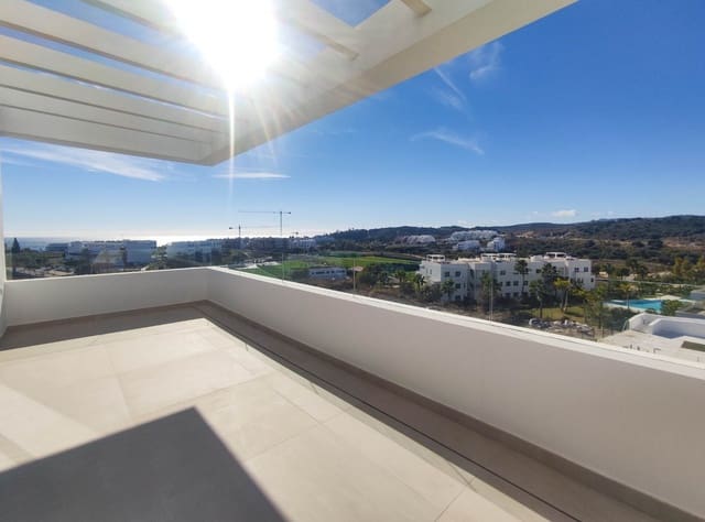 3 soverom Penthouse til salgs i Estepona med svømmebasseng garasje - € 1 100 000 (Ref: 6833664)