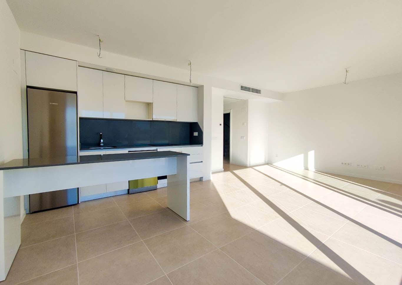 2 makuuhuone Huoneisto myytävänä paikassa New Golden Mile mukana uima-altaan - 443 800 € (Ref: 9433446)