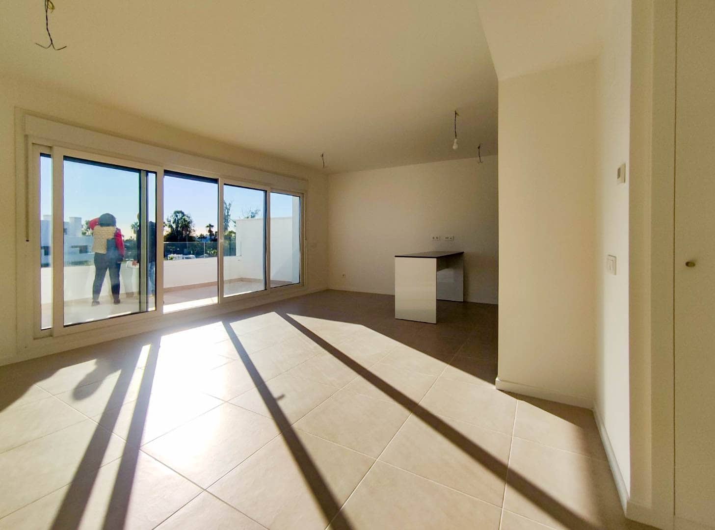 2 makuuhuone Huoneisto myytävänä paikassa New Golden Mile mukana uima-altaan - 443 800 € (Ref: 9433446)