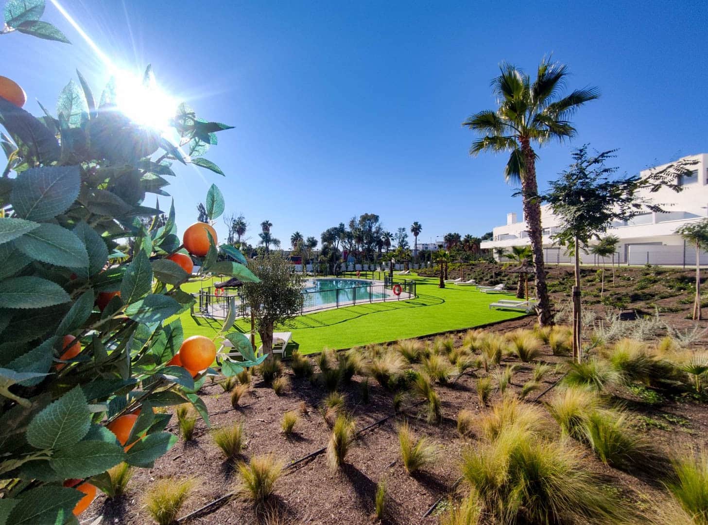 2 makuuhuone Huoneisto myytävänä paikassa New Golden Mile mukana uima-altaan - 443 800 € (Ref: 9433446)