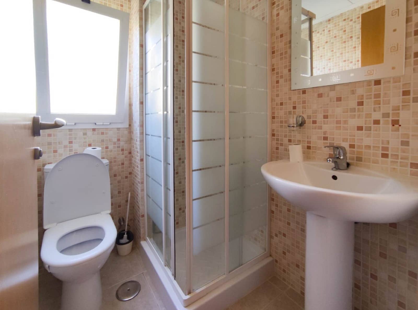 2 bedroom Penthouse for sale in Casares with pool garage - € 279,000 (Ref: 9433447)