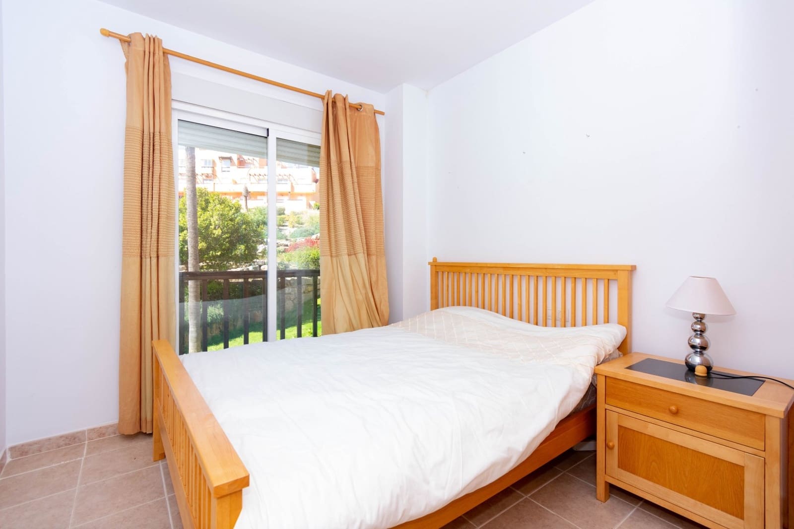 2 bedroom Penthouse for sale in Casares with pool garage - € 255,000 (Ref: 9433447)