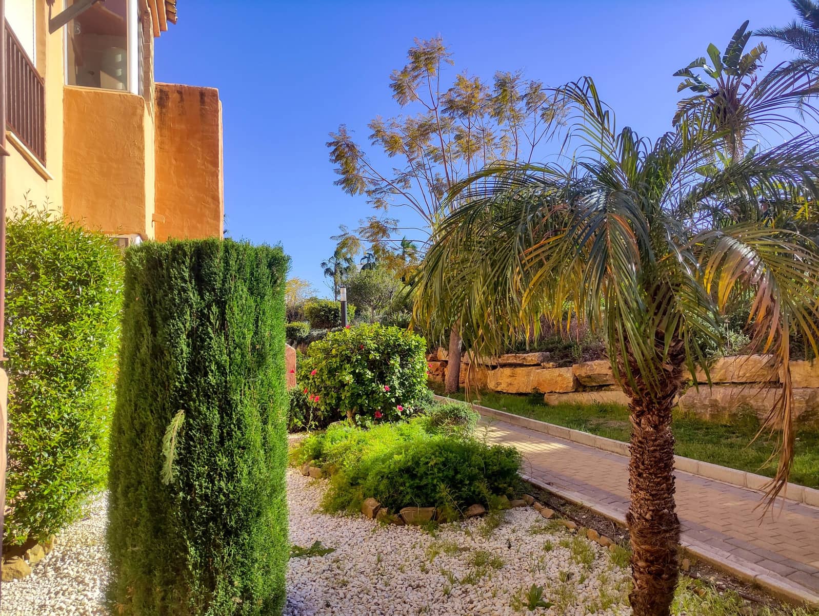 2 bedroom Penthouse for sale in Casares with pool garage - € 255,000 (Ref: 9433447)