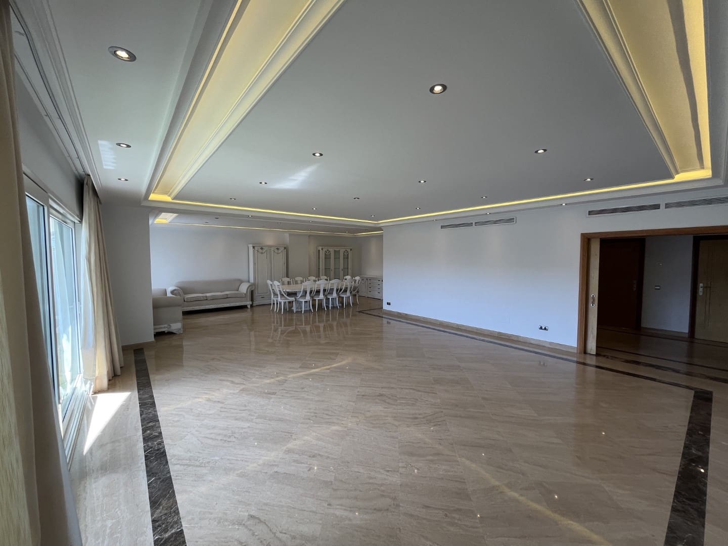 9 soverom Penthouse til salgs i Marbella med svømmebasseng garasje - € 3 900 000 (Ref: 9433448)