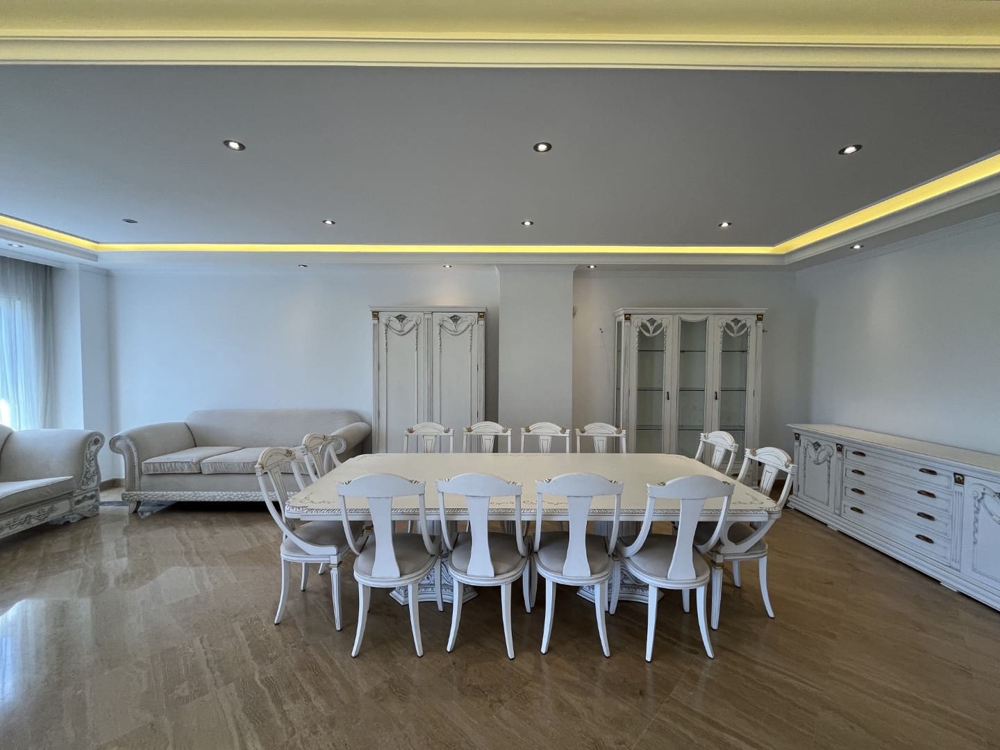 9 soverom Penthouse til salgs i Marbella med svømmebasseng garasje - € 3 900 000 (Ref: 9433448)