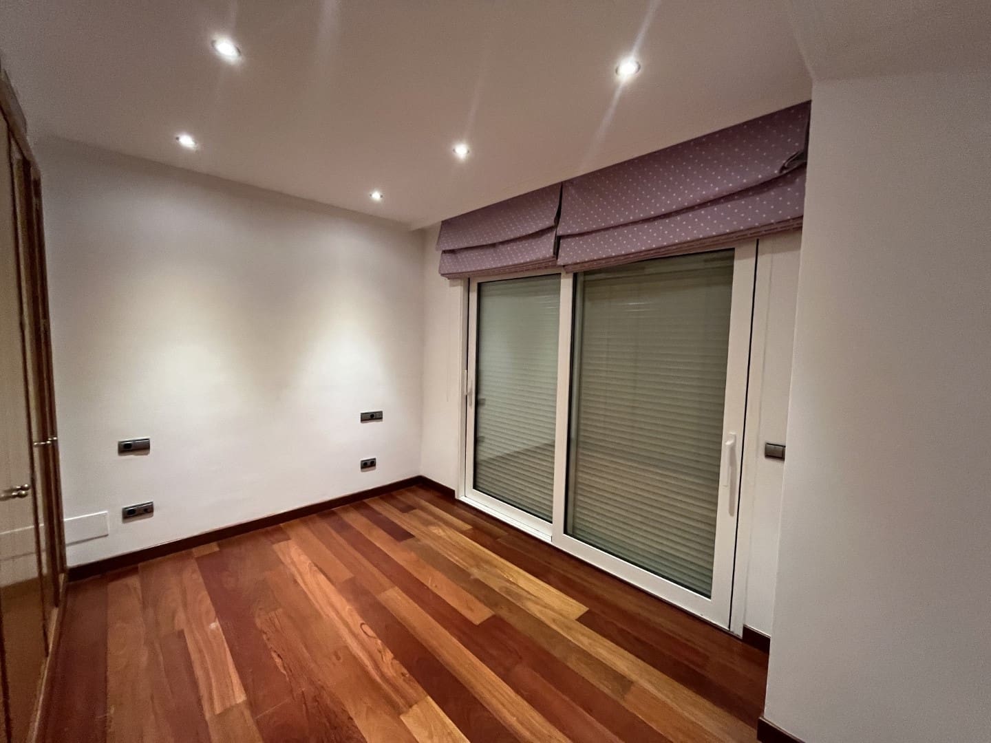 9 soverom Penthouse til salgs i Marbella med svømmebasseng garasje - € 3 900 000 (Ref: 9433448)