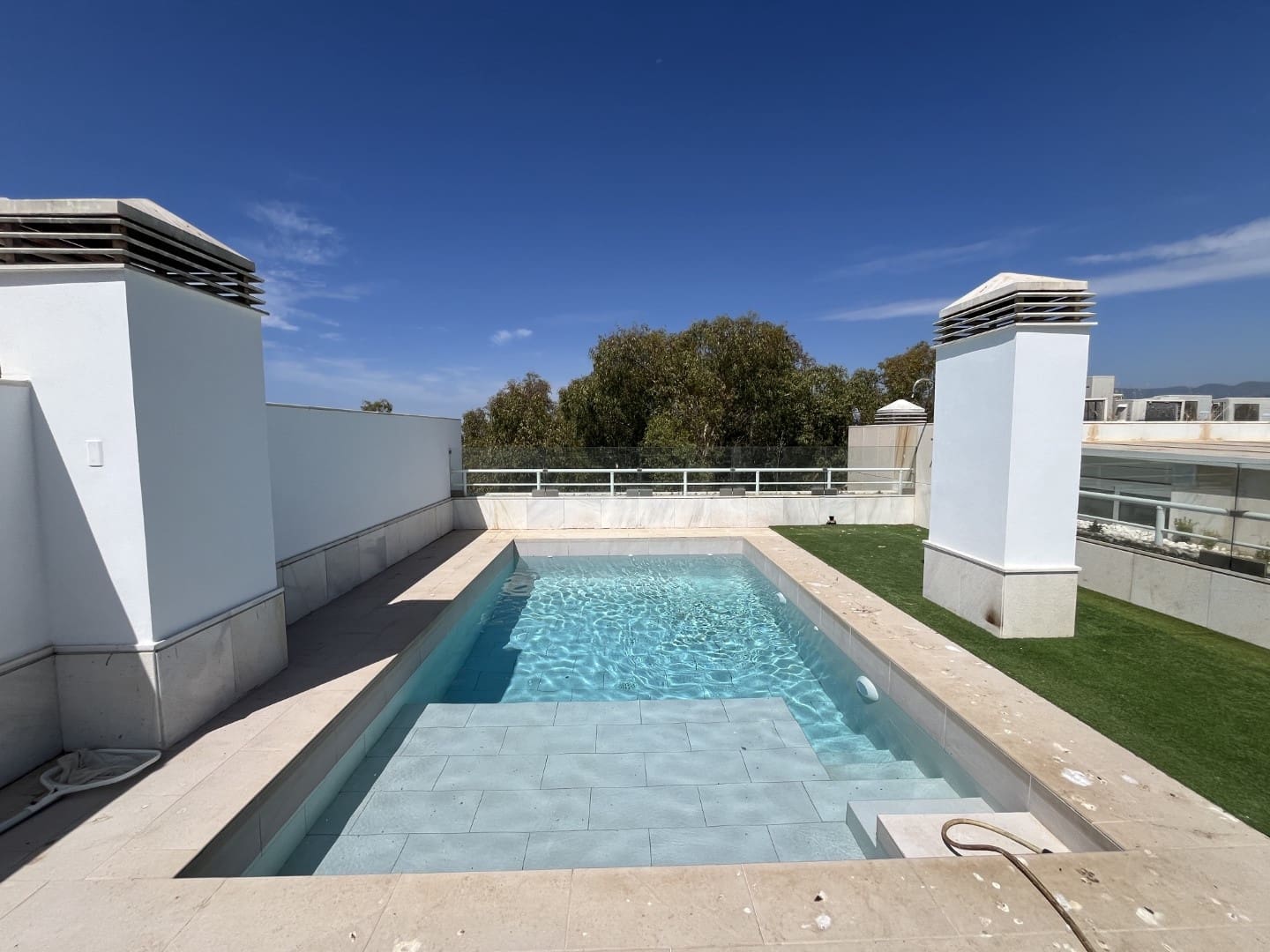 9 soverom Penthouse til salgs i Marbella med svømmebasseng garasje - € 3 900 000 (Ref: 9433448)