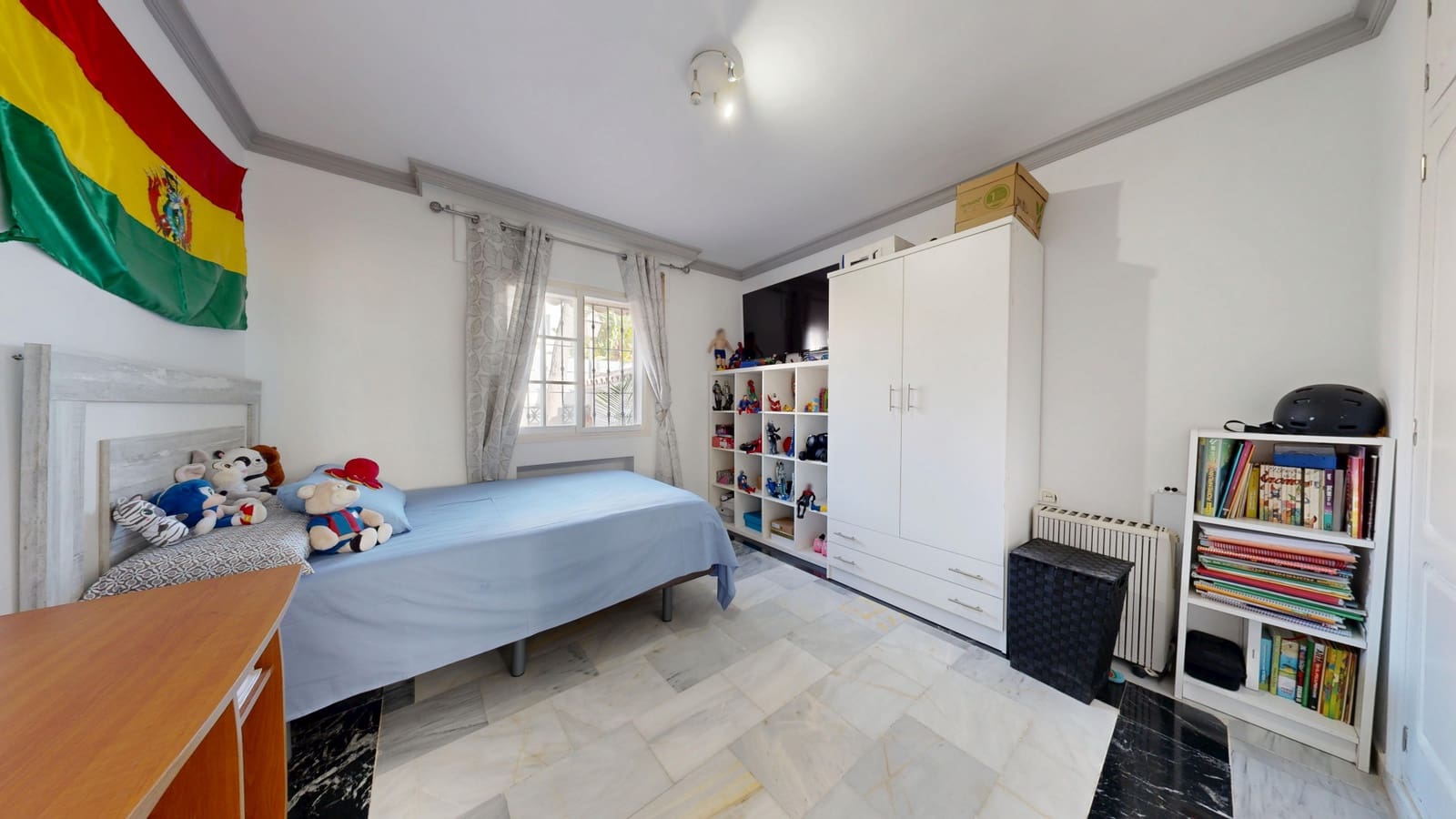 6 sypialnia Dom blizniak na sprzedaż w Golden Mile z basenem garażem - 3 500 000 € (Ref: 9433449)