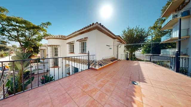 6 sypialnia Dom blizniak na sprzedaż w Golden Mile, Marbella z basenem garażem - 3 500 000 € (Ref: 9433449)