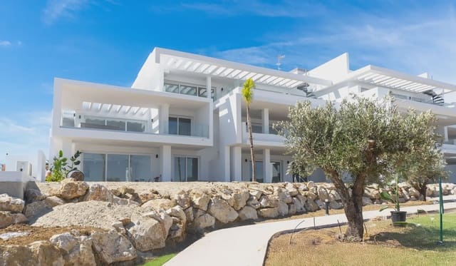 Apartamento de 2 habitaciones en Casares en venta con piscina garaje - 335.000 € (Ref: 9433451)