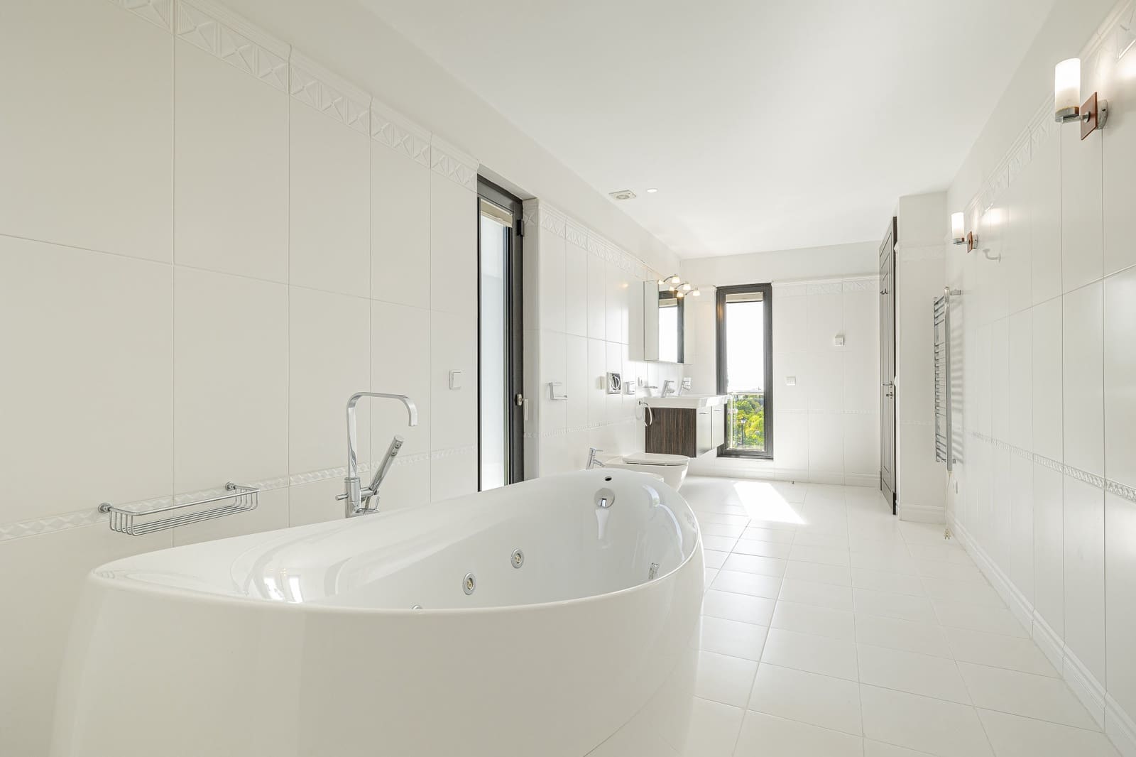 8 bedroom Villa for sale in Los Flamingos with pool garage - € 5,500,000 (Ref: 9433452)