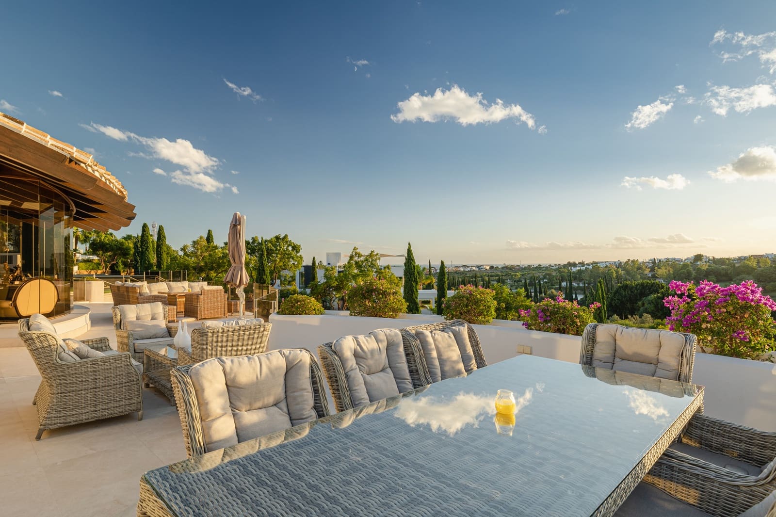 8 bedroom Villa for sale in Los Flamingos with pool garage - € 5,500,000 (Ref: 9433452)