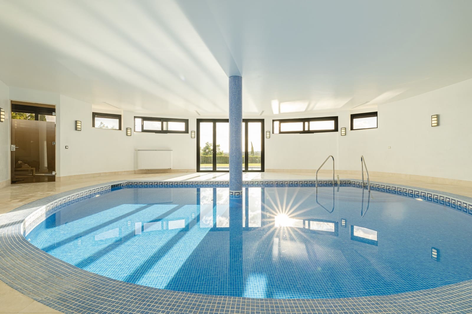 8 bedroom Villa for sale in Los Flamingos with pool garage - € 5,500,000 (Ref: 9433452)