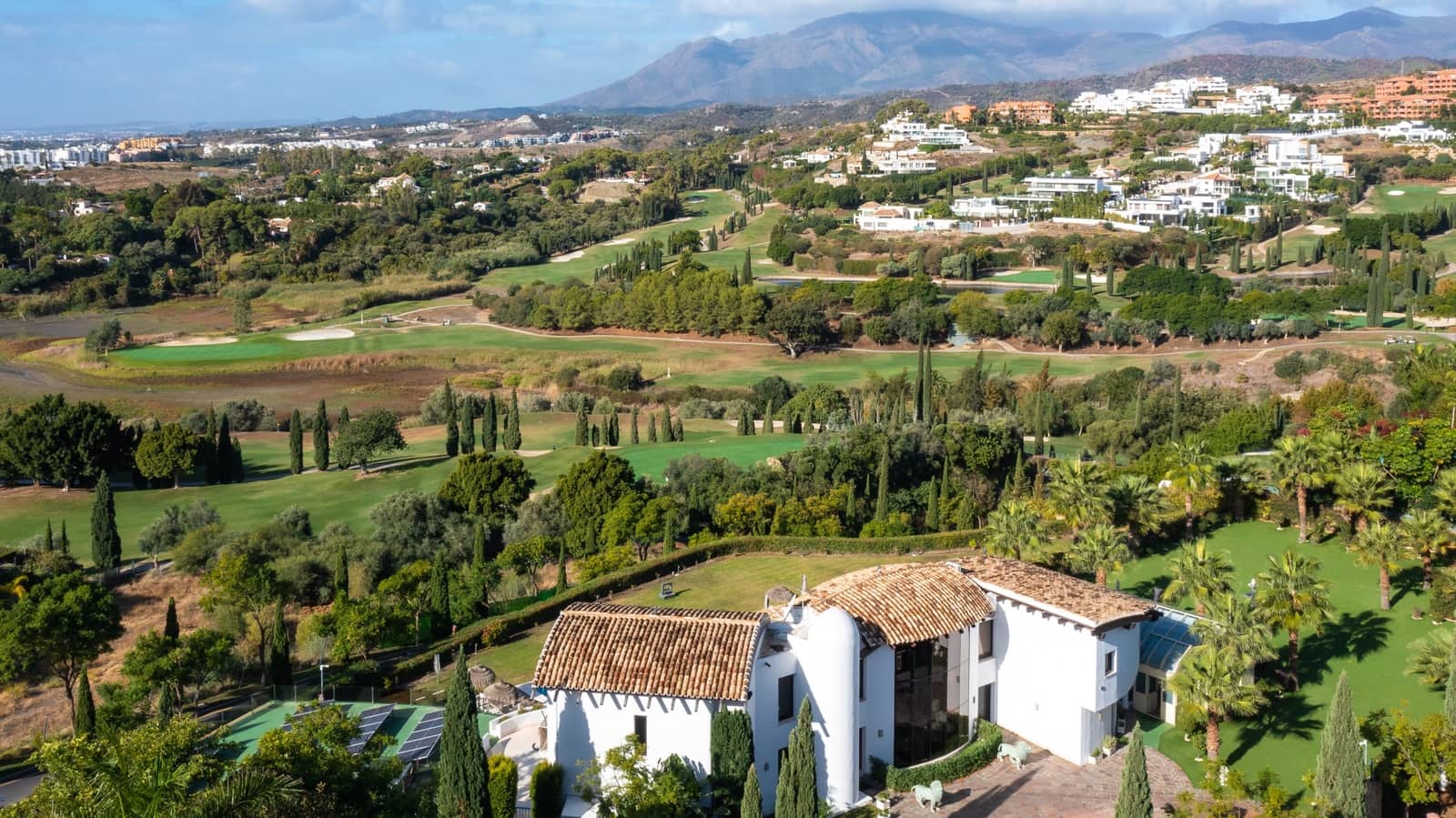 8 bedroom Villa for sale in Los Flamingos with pool garage - € 5,500,000 (Ref: 9433452)