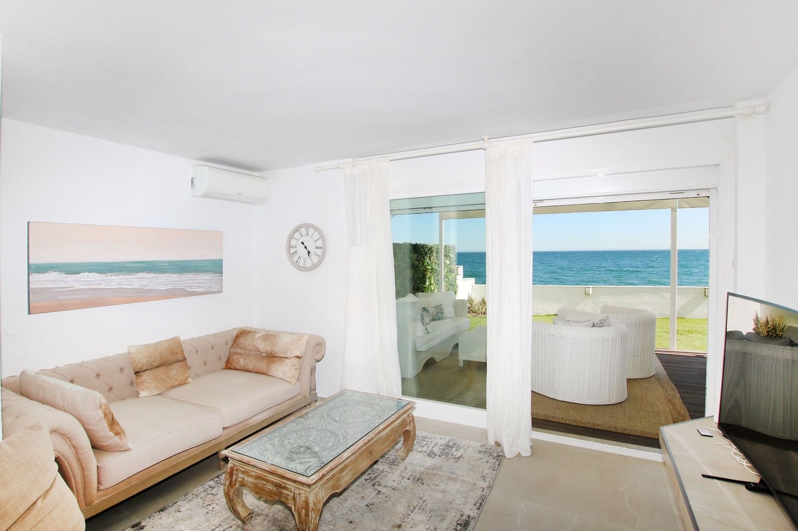 4 soverom Strandleiligheter til salgs i Bahia Dorada med svømmebasseng garasje - € 949 000 (Ref: 9433459)