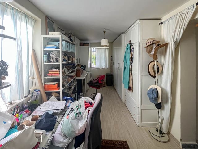 4 soveværelse Finca/Landehus til salg i Guaro med garage - € 318.500 (Ref: 9433464)