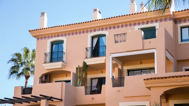 3 soveværelse Lejlighed til salg i Manilva med swimmingpool garage - € 400.000 (Ref: 9448558)