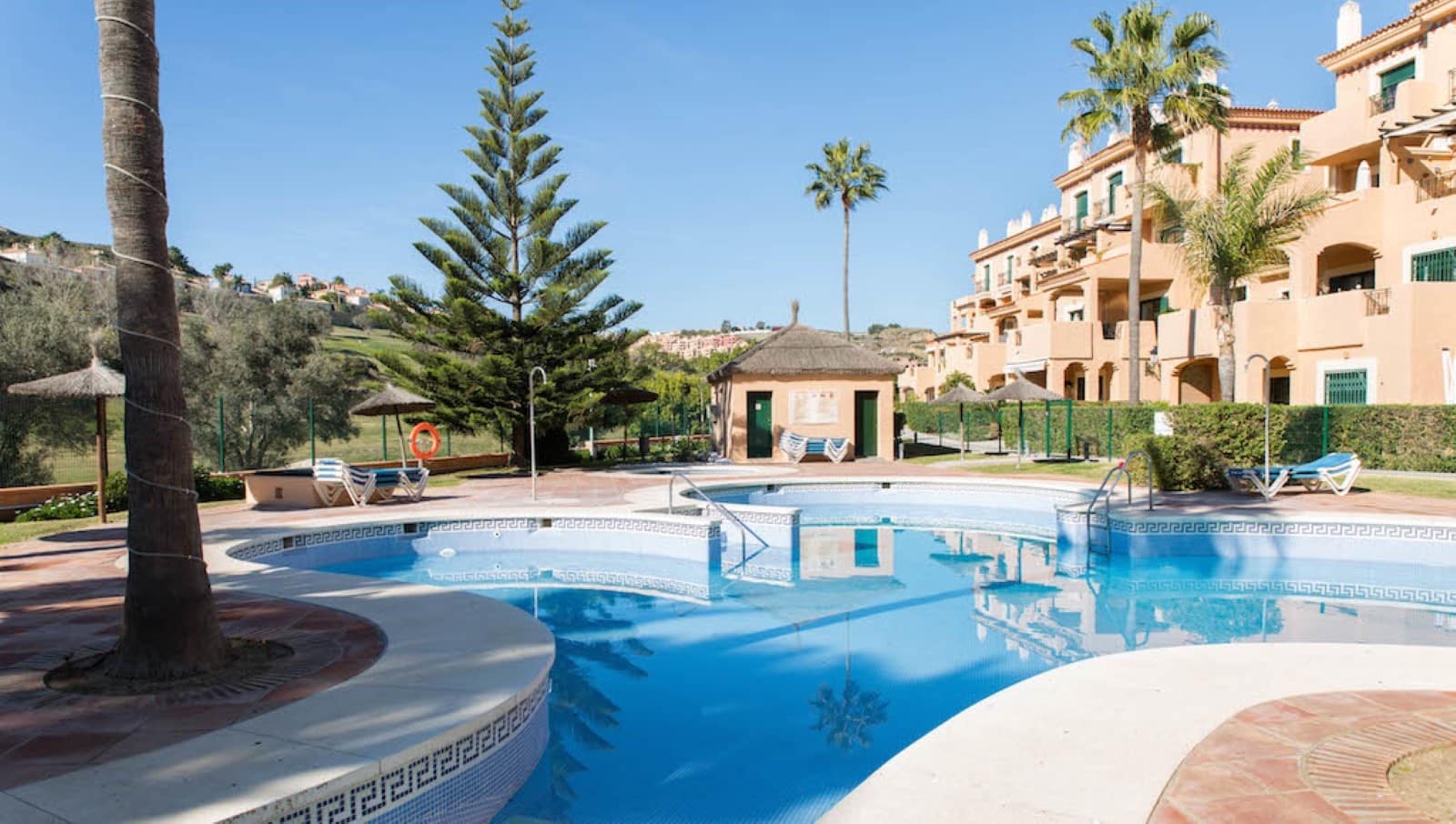 3 soveværelse Lejlighed til salg i Manilva med swimmingpool garage - € 400.000 (Ref: 9448558)