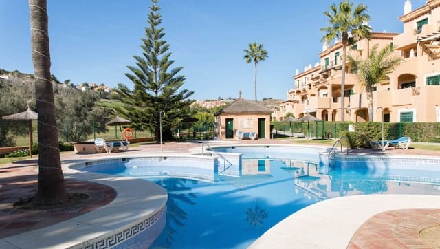 3 soveværelse Lejlighed til salg i Manilva med swimmingpool garage - € 400.000 (Ref: 9448558)