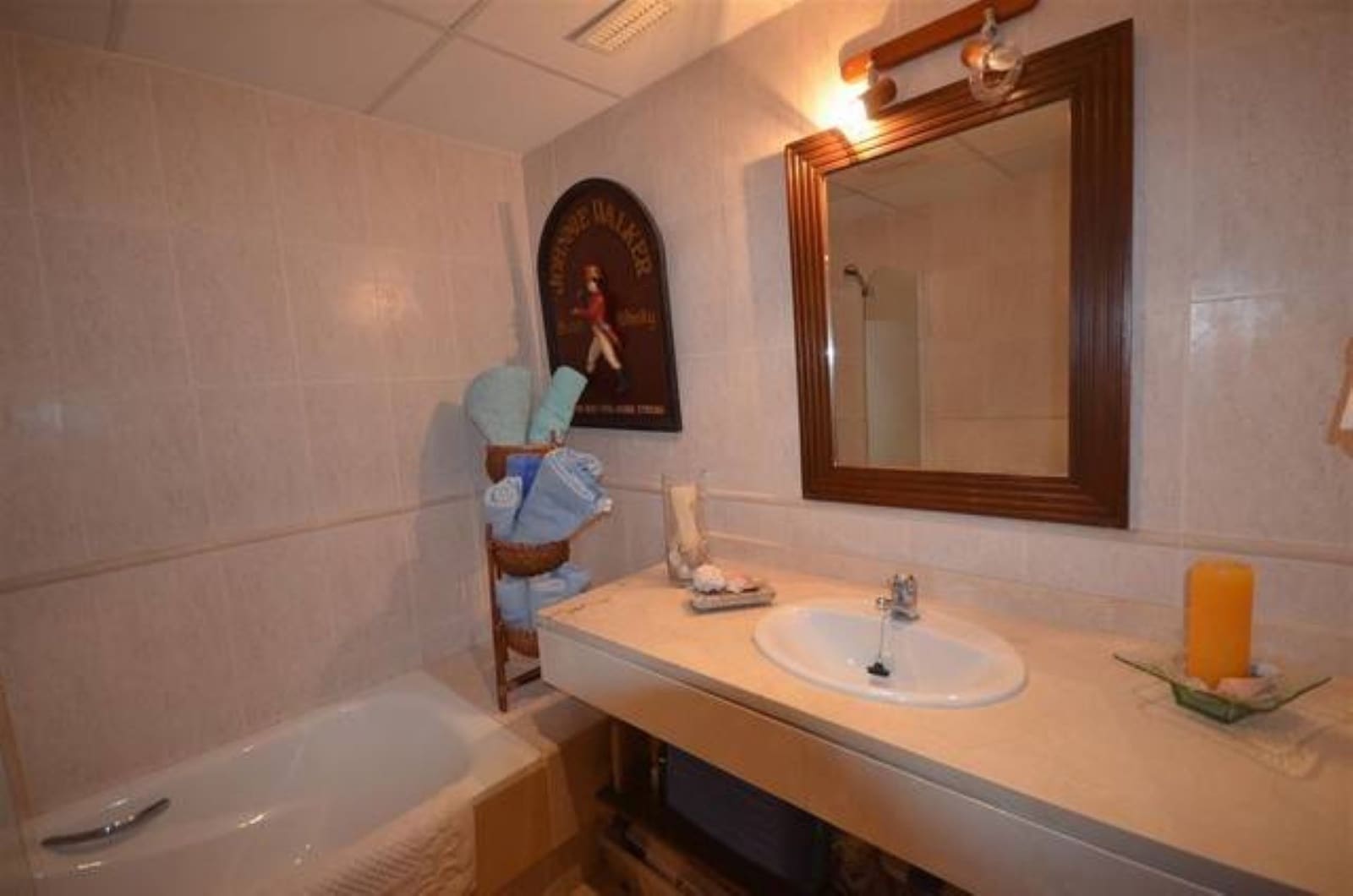 3 soveværelse Lejlighed til salg i Manilva med swimmingpool garage - € 400.000 (Ref: 9448558)