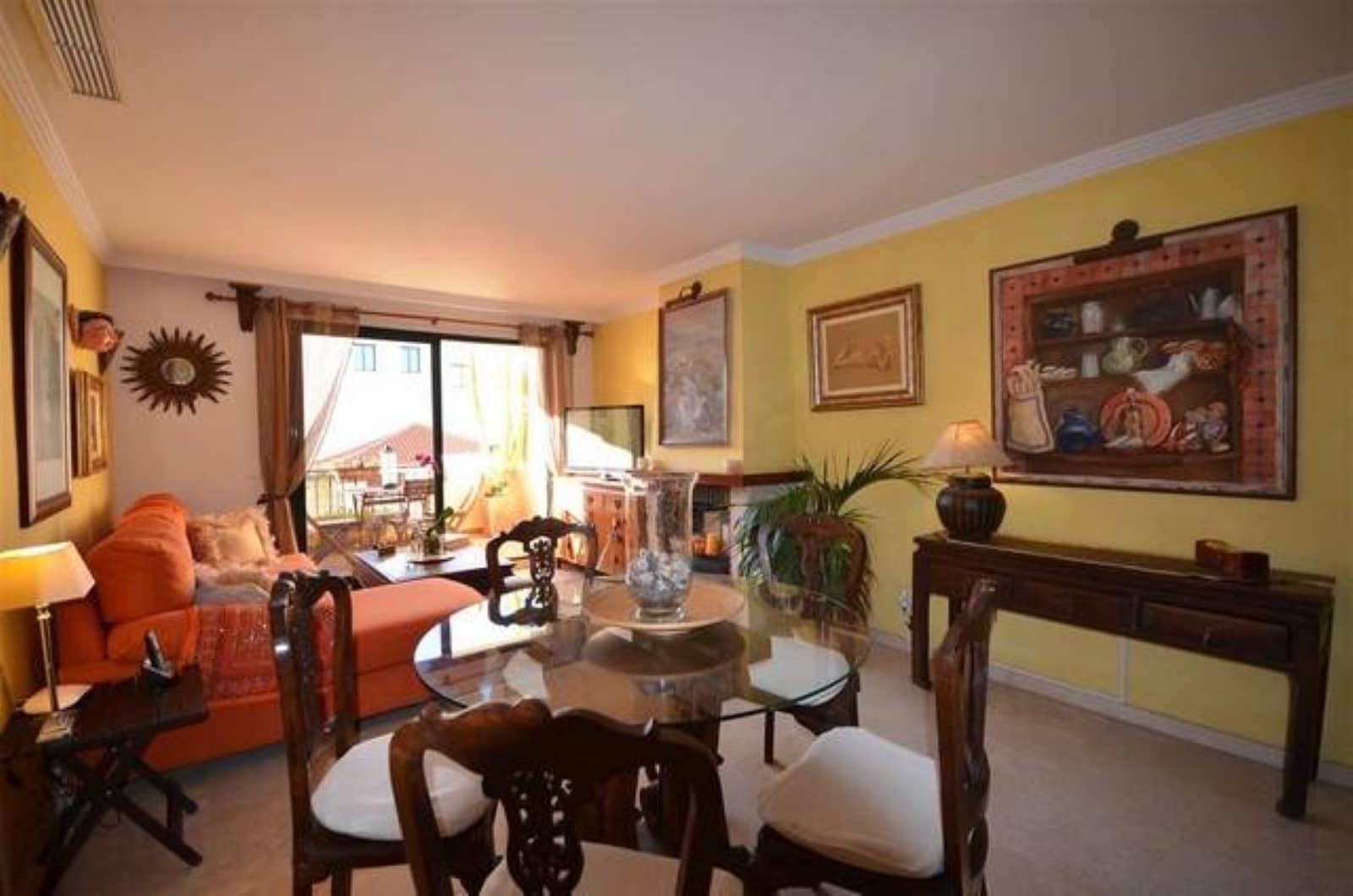 3 soveværelse Lejlighed til salg i Manilva med swimmingpool garage - € 400.000 (Ref: 9448558)