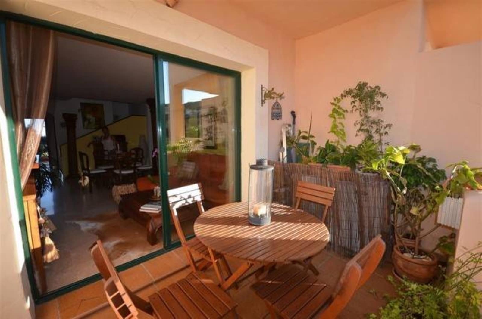 3 soveværelse Lejlighed til salg i Manilva med swimmingpool garage - € 400.000 (Ref: 9448558)