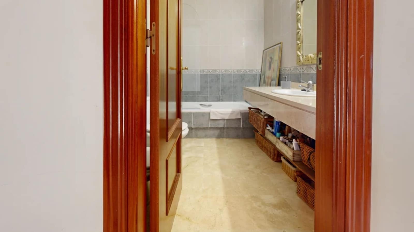 3 soveværelse Lejlighed til salg i Manilva med swimmingpool garage - € 400.000 (Ref: 9448558)