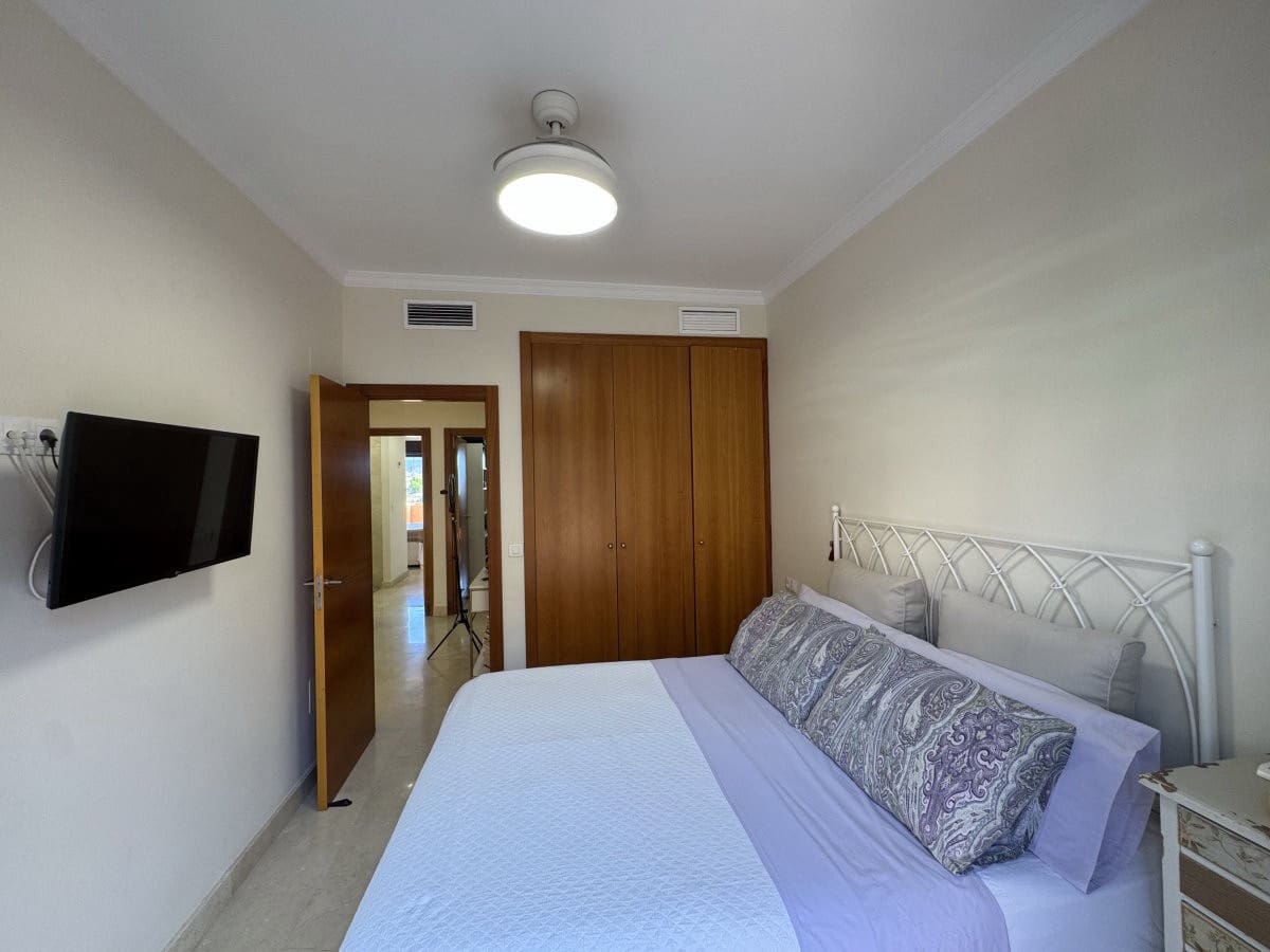 3 soverom Hus til salgs i Estepona med svømmebasseng garasje - € 535 000 (Ref: 9503814)