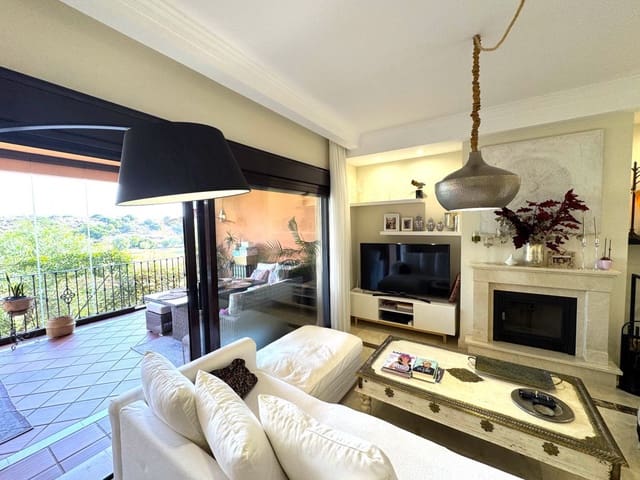 3 soverom Hus til salgs i Estepona Golf, Estepona med svømmebasseng garasje - € 535 000 (Ref: 9503814)