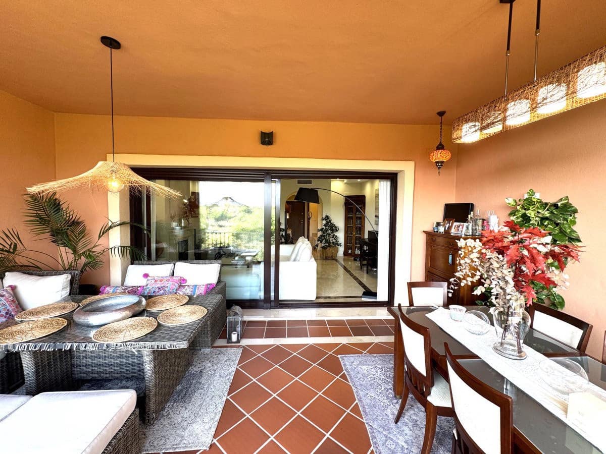 3 sypialnia Dom na sprzedaż w Estepona z basenem garażem - 539 900 € (Ref: 9503814)