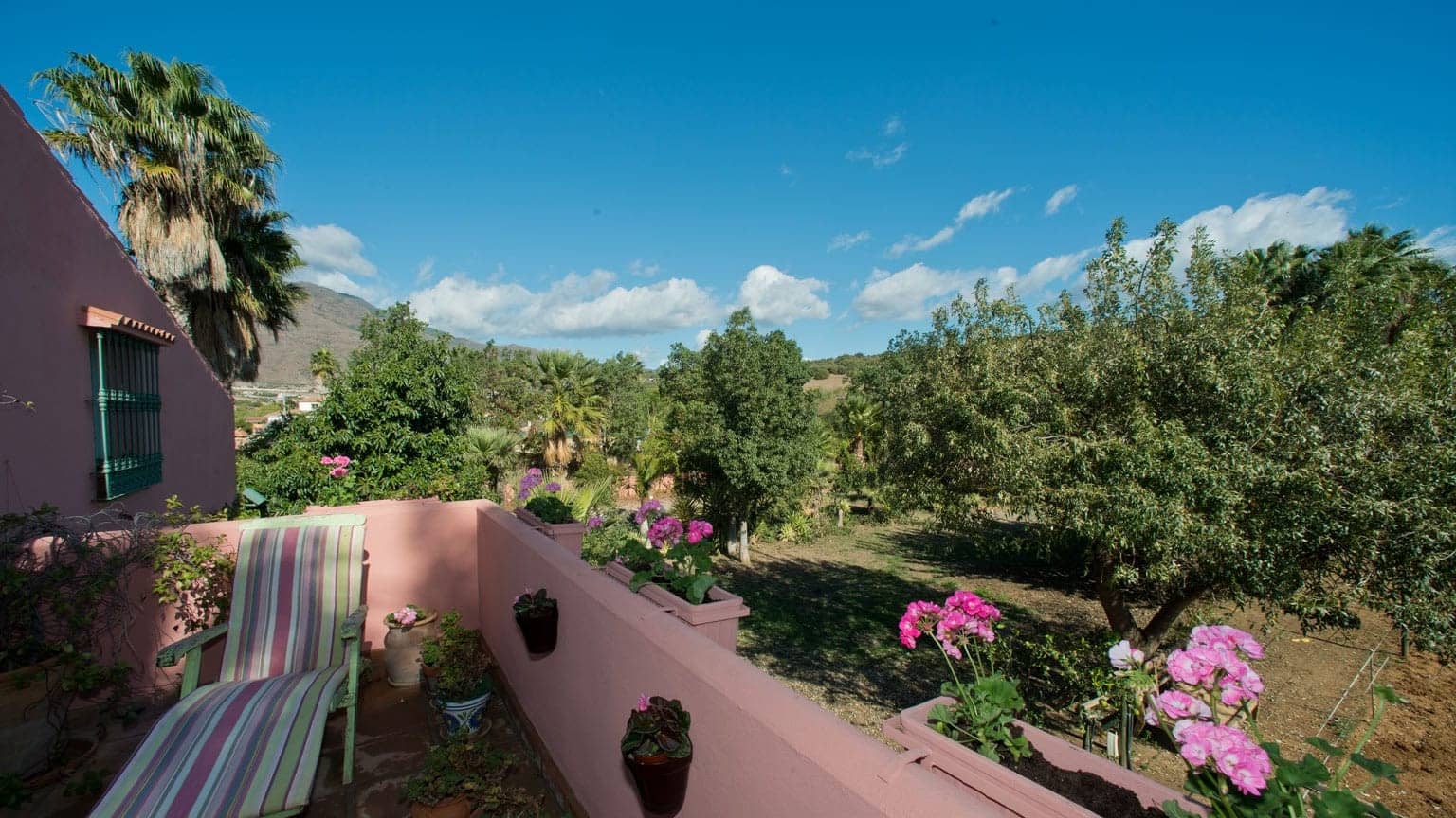 3 soveværelse Finca/Landehus til salg i Estepona med garage - € 875.000 (Ref: 9567980)