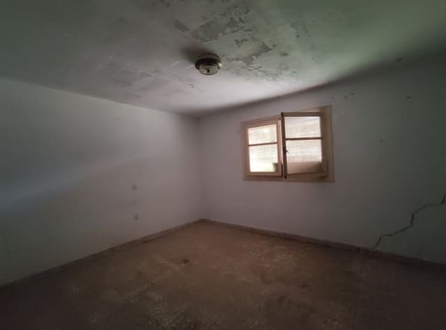 2 soveværelse Finca/Landehus til salg i El Padrón, Estepona med swimmingpool - € 550.000 (Ref: 9567981)