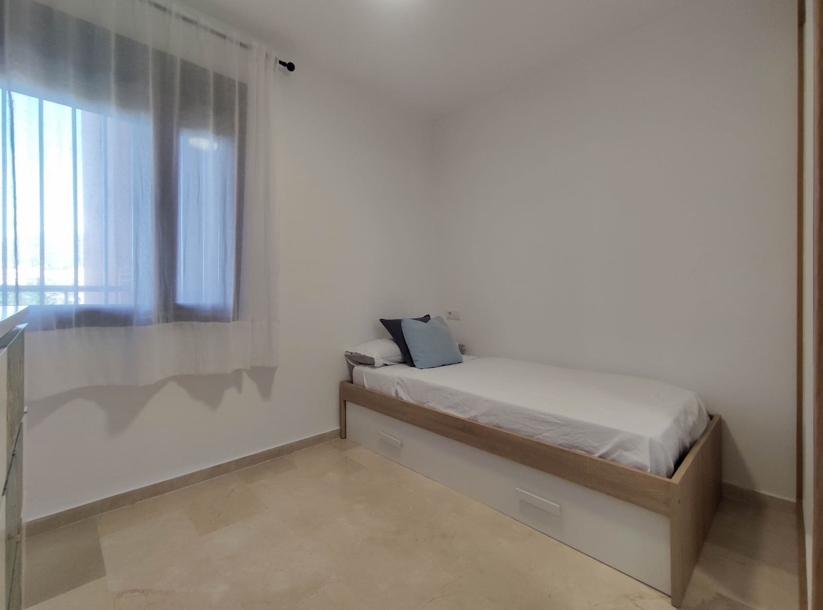 2 quarto Apartamento para venda em Estepona com piscina garagem - 365 000 € (Ref: 9610781)