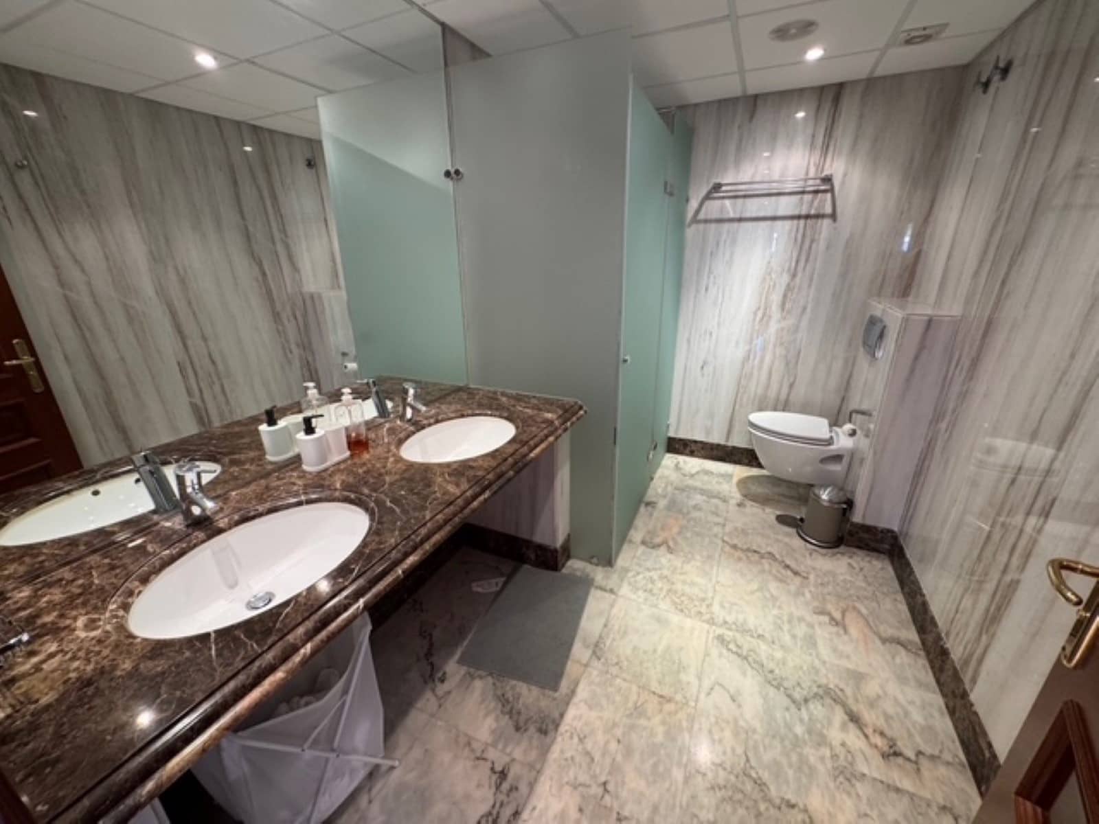 2 slaapkamer Appartement te koop in New Golden Mile met zwembad garage - € 585.000 (Ref: 9636409)