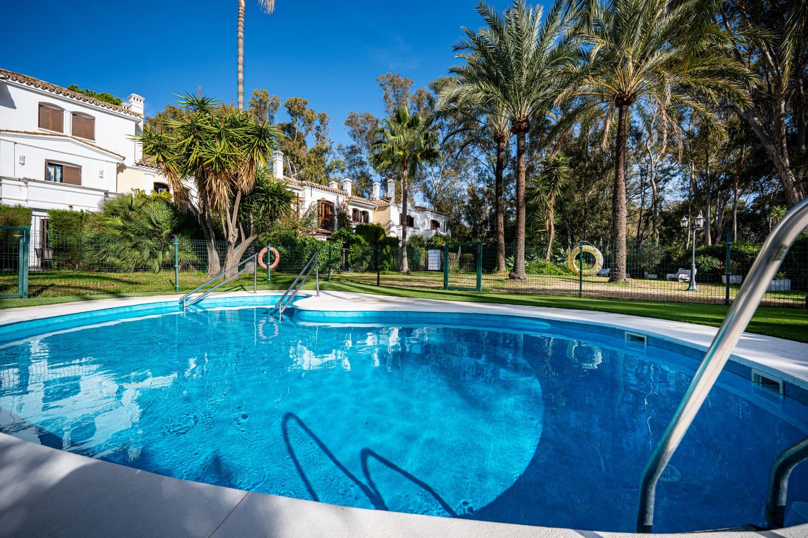 2 chambre Maison de Ville à vendre à New Golden Mile avec piscine garage - 729 000 € (Ref: 9694655)