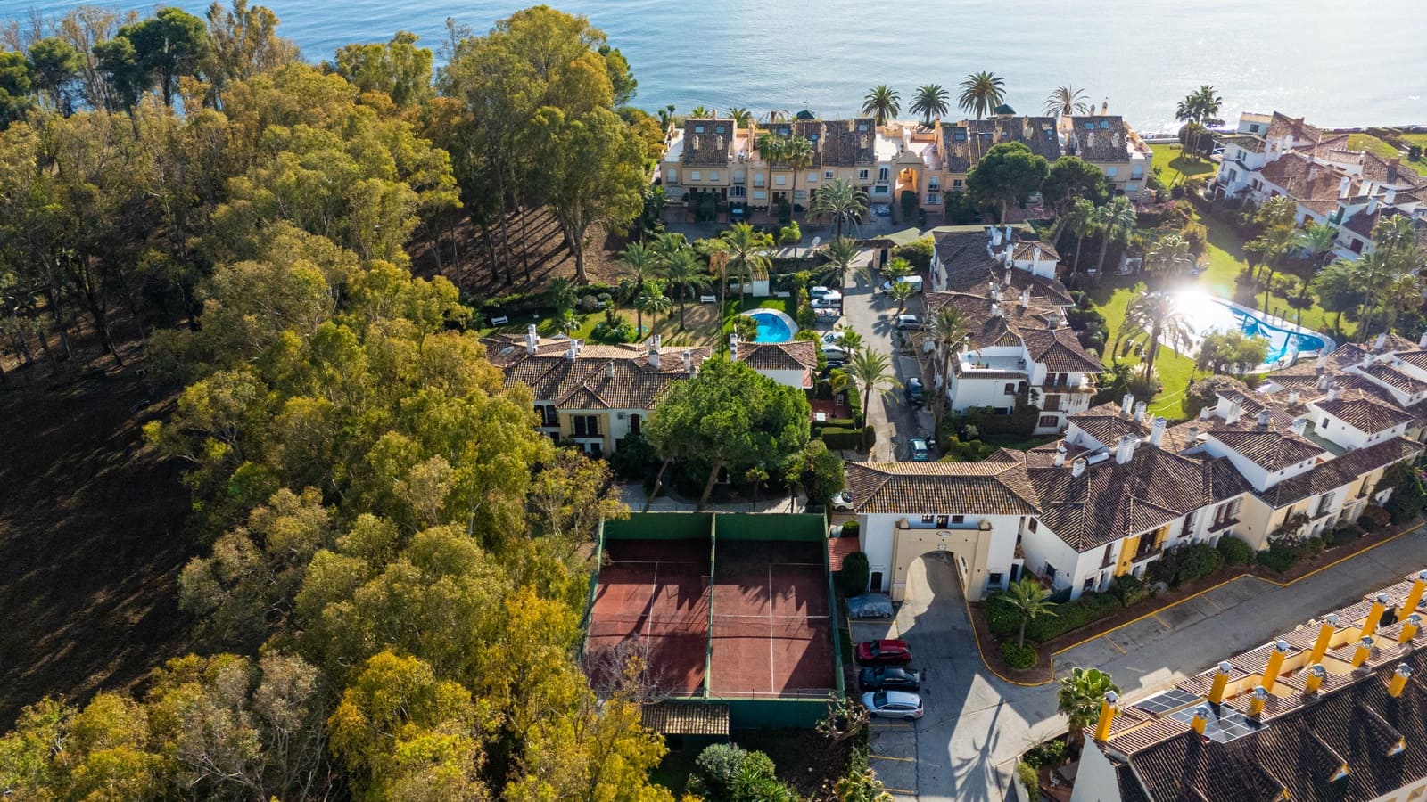 2 chambre Maison de Ville à vendre à New Golden Mile avec piscine garage - 729 000 € (Ref: 9694655)