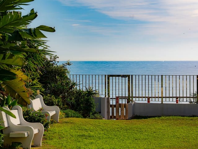 2 chambre Maison de Ville à vendre à Punta Plata, Estepona avec piscine garage - 729 000 € (Ref: 9694655)