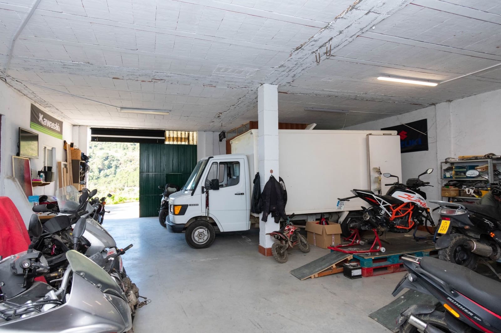 1 soveværelse Finca/Landehus til salg i Casares med swimmingpool garage - € 345.000 (Ref: 9698066)