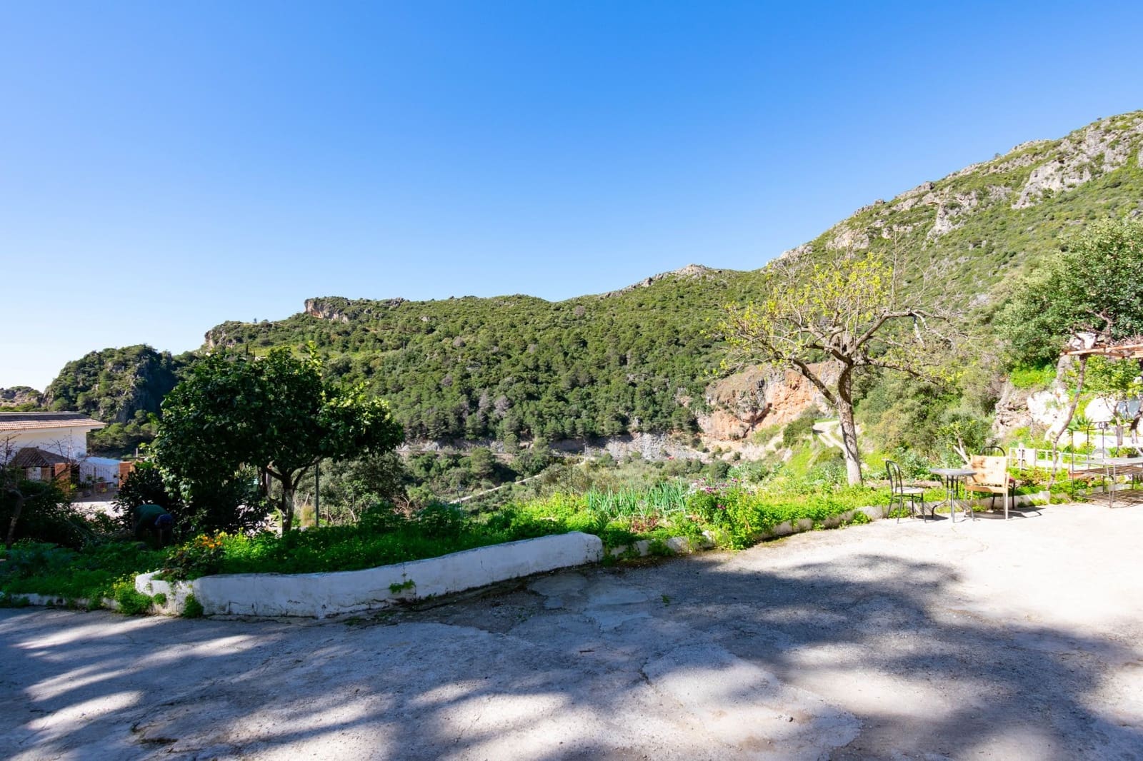 1 soveværelse Finca/Landehus til salg i Casares med swimmingpool garage - € 345.000 (Ref: 9698066)