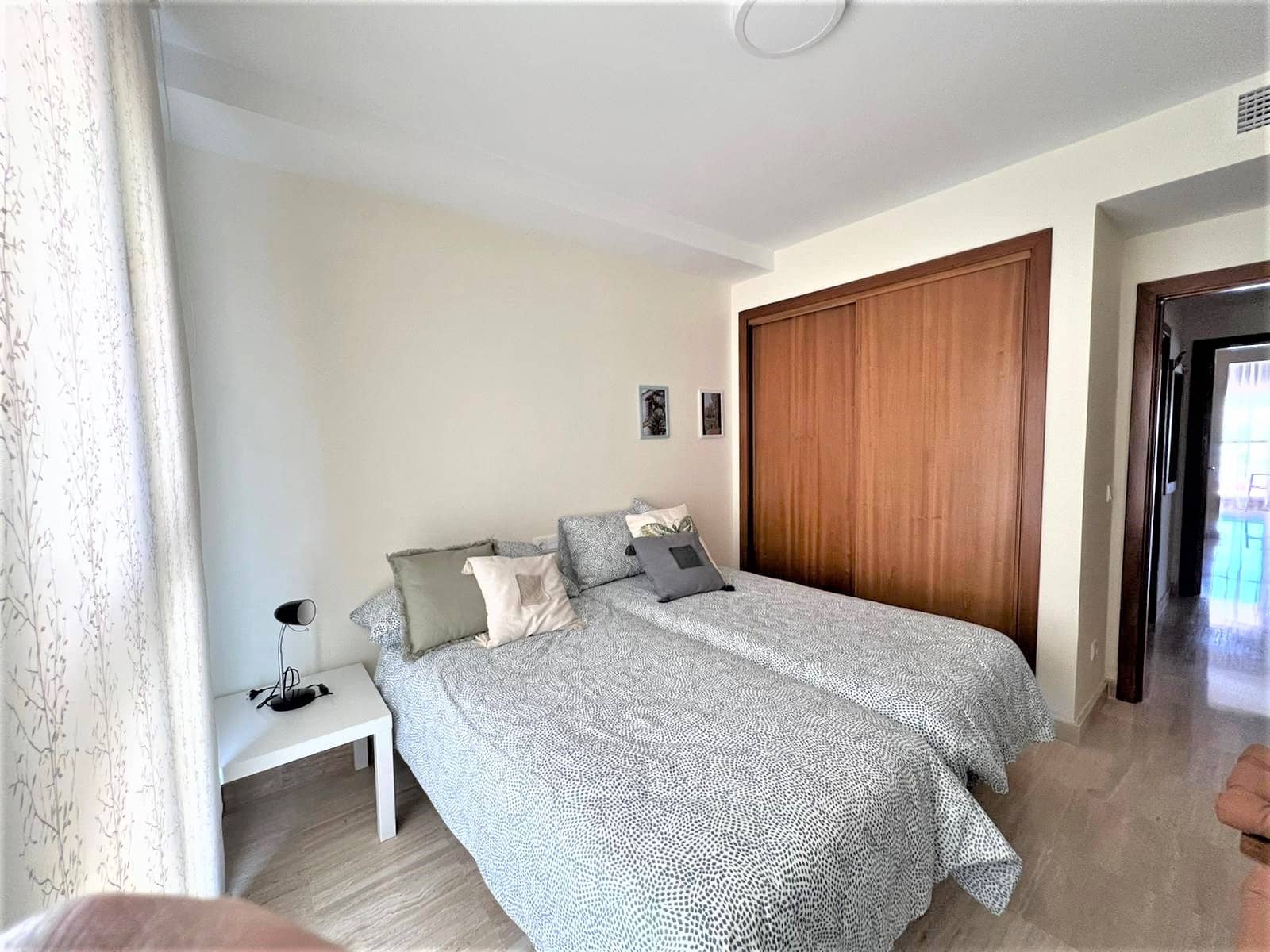 2 slaapkamer Penthouse te koop in Estepona met zwembad garage - € 338.000 (Ref: 9700392)