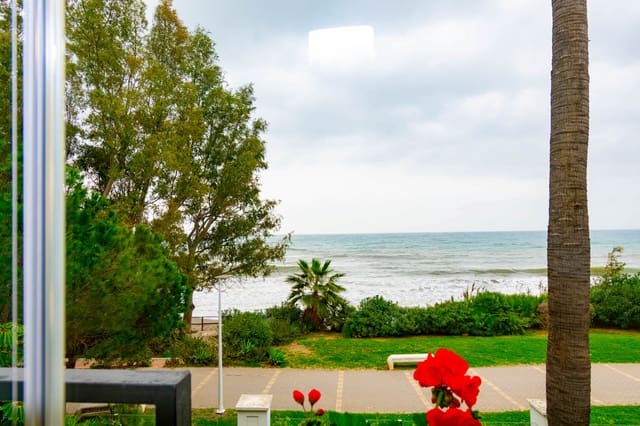 2 bedroom Apartment for sale in Seghers, Estepona with pool garage - € 1,150,000 (Ref: 9711050)
