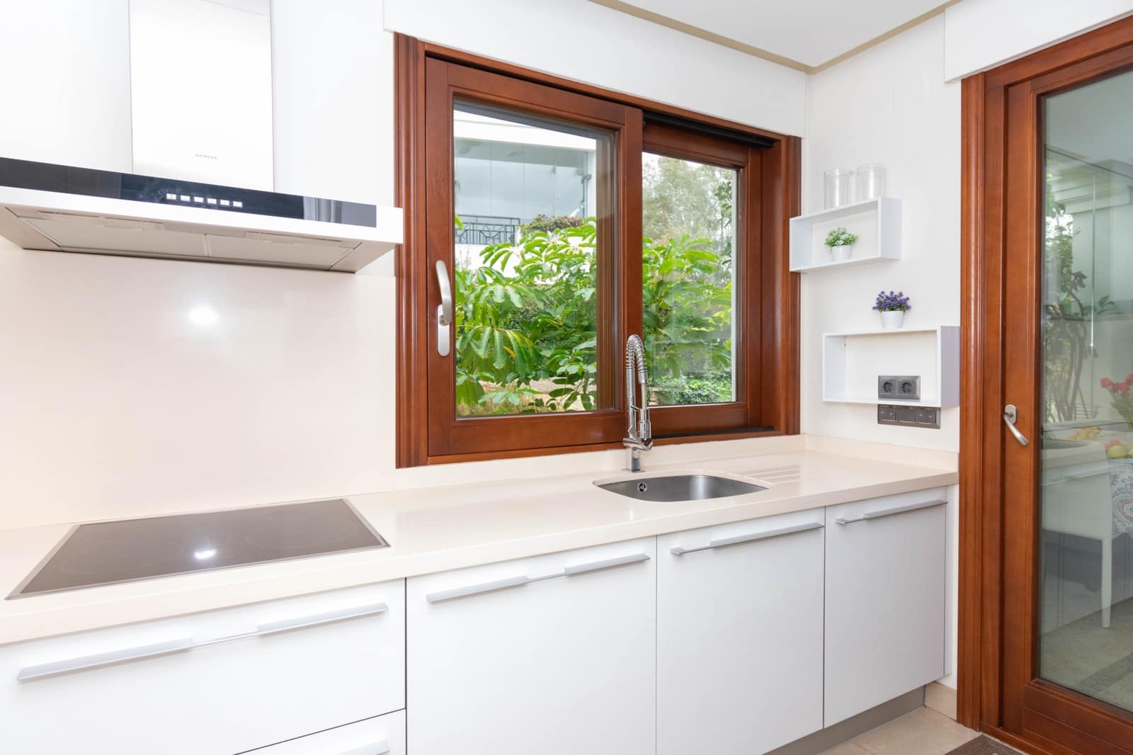 2 soverom Leilighet til salgs i Estepona med svømmebasseng garasje - € 1 150 000 (Ref: 9711050)